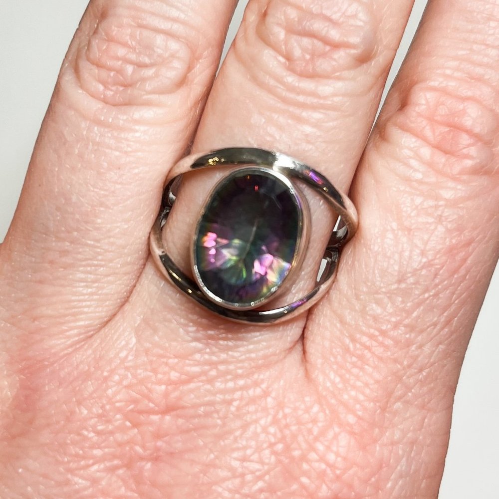 Size 9 .925 SS Vintage Mystic Topaz Ring